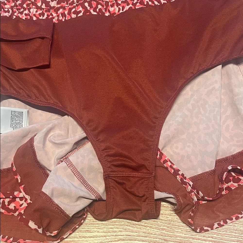 Athleta Mesh Racer Run High Rise  3" Short with Zip Pocket - Picture 9 of 11